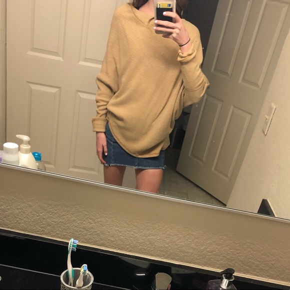 Yellow Oversized Sweater - Picture 1 of 5